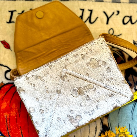 Kelly Wynne Animal print handbag - Picture 3 of 13